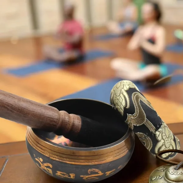 Tibetan Singing Bowl Set – Lotus Design for Meditation, Healing & Mindfulness
