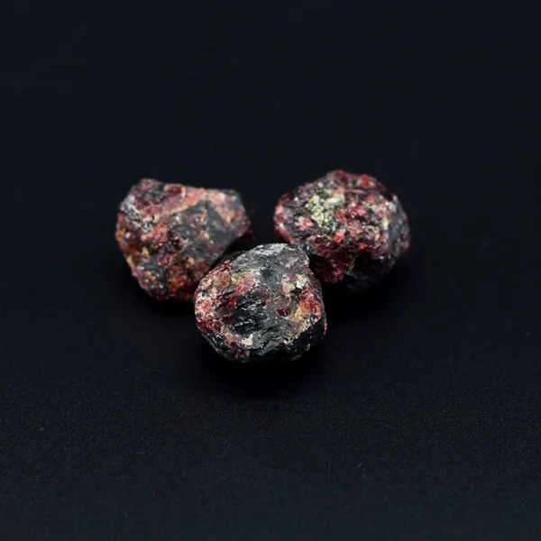 5A Natural Garnet Bead Bracelet – Wine Red Energy Healing Jewelry for Men & Women
